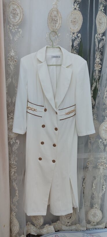 белый платье: Вечернее платье, Классическое, Средняя модель, С рукавами, L (EU 40)