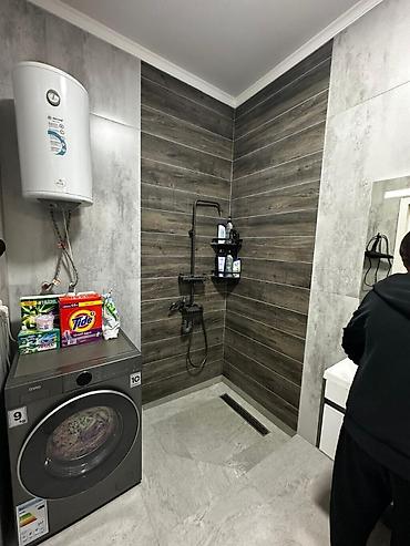 Продажа коттеджей и домов: 🏡 **ПРОДАЁТСЯ ДОМ** 📍 Район: Карагачевая Роща 📝 **Описание:** — 9