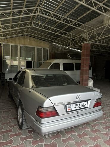мерс жип: Mercedes-Benz E-Class: 1994 г., 2.2 л, Механика, Бензин, Седан