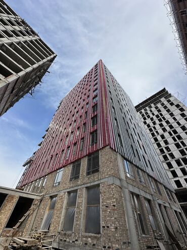 Продажа квартир: Продаю Офис 145 м², Без ремонта, Без мебели, Многоэтажное здание, 2 этаж