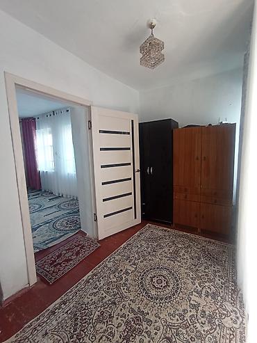 горах: Продаётся дом в городе Токмок. Дом состоит из 4 комнат и прихожей. В — 6