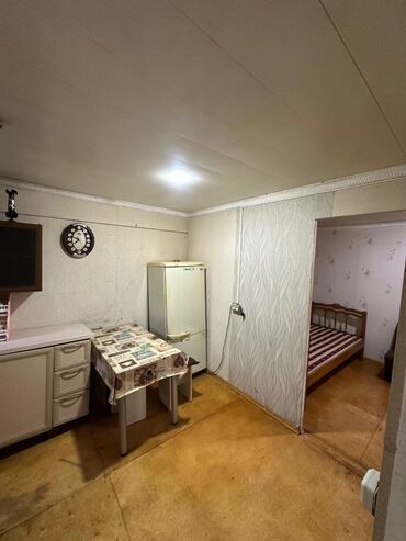 Uzunmüddətli kirayə evlər: 40 kv. m, 1 otaqlı, Qaz, İşıq, Su — 3