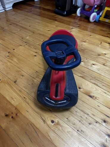 машина домик: Детская машинка-каталка б/у (бибикар)с рулём (wiggle car, plasma car)