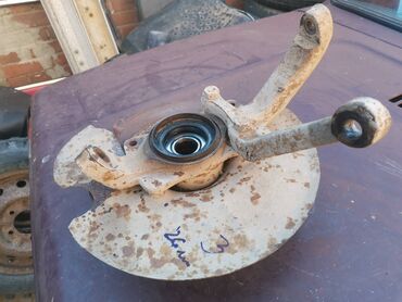 Auto delovi: Glavcina desnoga prednjeg tocka Lada 21214 Niva 26mm br.3. Polovna — 9