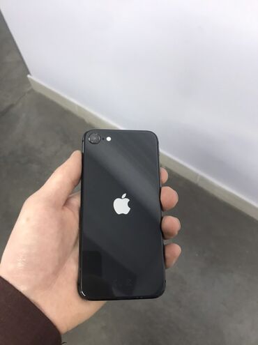 айфон бесплатно отдам: IPhone 8, 64 ГБ, Кара