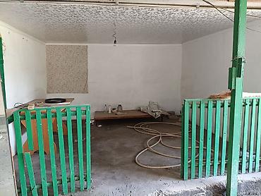 Продажа коттеджей и домов: Дом с хозяйственным двором - Планировка: прихожая, кухня — 10