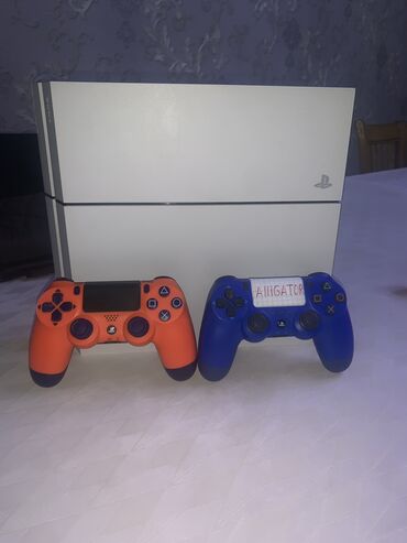sony playstation 4 бишкек цена: PlayStation 4 500GB 2 джойстика и 1 игра, состояние отличное, цена