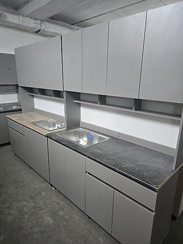 silver kitchen: Кухонный гарнитур модульный, современный дизайн. Характеристики: - — 2