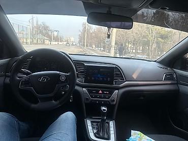 11500: Hyundai Avante: 2018 г., 1.6 л, Автомат, Газ, Седан — 4