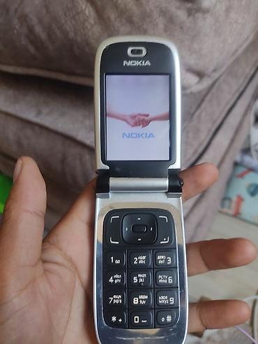 nokia 1: Раскладной телефон Nokia (классическая «раскладушка») с двумя — 5