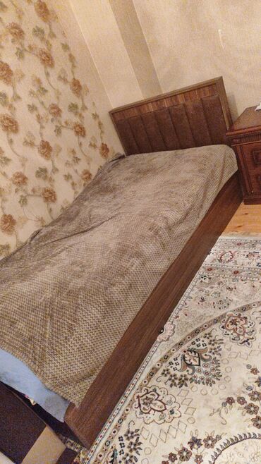 крават: Б/у, Односпальная кровать, Без подьемного механизма, С матрасом, Без выдвижных ящиков, Азербайджан