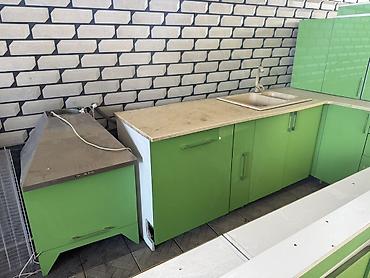 полки мебель: Кухонный гарнитур, Б/у, цвет - Зеленый — 2
