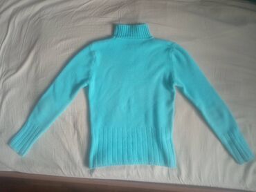 одежда мурской: Продам детский шерстяной свитер. Состояние хорошее, без дырок и