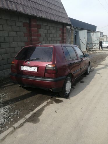 голф з: Volkswagen Golf: 1992 г., 1.8 л, Механика, Бензин