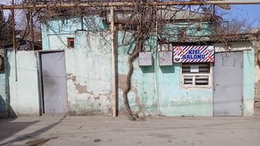 Həyət evləri və villaların satışı: Ağ şəhər 12 otaq, 800 kv. m, Kredit yoxdur, Orta təmir — 4