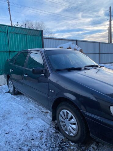 Volkswagen: Volkswagen Passat: 1993 г., 1.8 л, Механика, Бензин, Седан