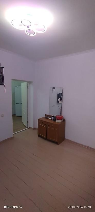 Продажа коттеджей и домов: Срочно Срочно ПРОДАЮ 🔥🔥🔥 добротный мансардный 🏡 ДОМ в ж/м Ак Орго📍 4 — 5