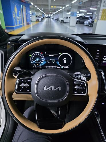 2021: Kia Sorento: 2021 г., Кроссовер — 5