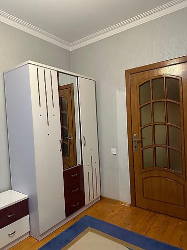 Mənzil alıram: 4 otaqlı, 98 kv. m — 12