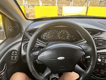 Ford: Ford Focus: 2001 г., 1.6 л, Автомат, Бензин, Хэтчбэк — 42