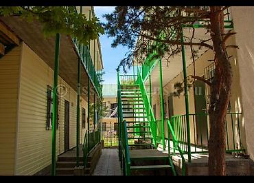 Продажа отелей и хостелов: Продаётся действующий гостевой дом в селе Бостери внутри пансионата — 4