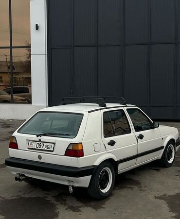 продаю или меняю мерс 124: Volkswagen Golf: 1990 г., 1.8 л, Механика, Бензин, Хэтчбэк