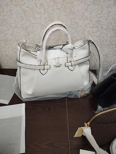Əl çantası, Guess, Yeni