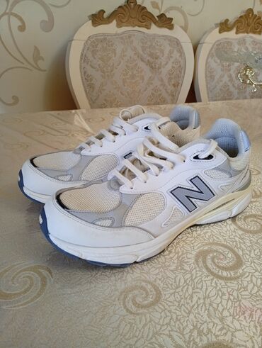 eqa shoes ecemi unvan: New Balance 990v3 idman ayaqqabısı,iki dəfə geyinilib,originaldır. -