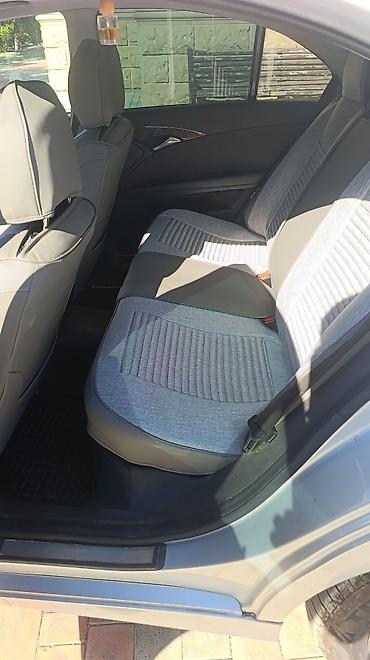 w211 radiator: Mercedes-Benz E-Class: 3 l | 2006 il Sedan — 8
