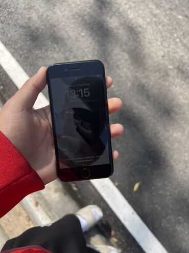 купить ноутбук в бишкеке недорого: IPhone 8, Колдонулган, 64 ГБ, Space Gray, 73 %