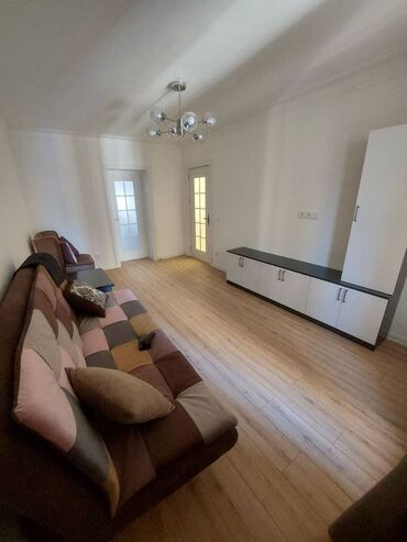 Uzunmüddətli kirayə mənzillər: Səbail rayonu İçəri şəhər metrosuna 3 dəqiqəlik piyada məsafədə — 2