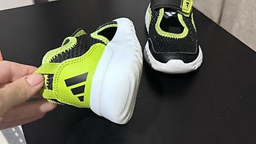 Basanojkalar: Basanojkalar, Adidas, Ölçü: 29, Uniseks — 7
