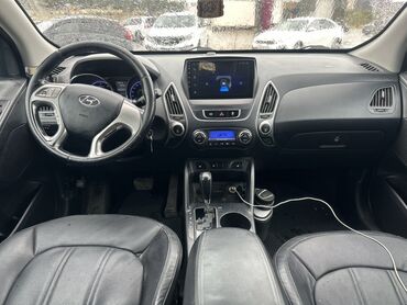 Hyundai: Hyundai Tuscani: 2 l | 2010 il Krossover — 8