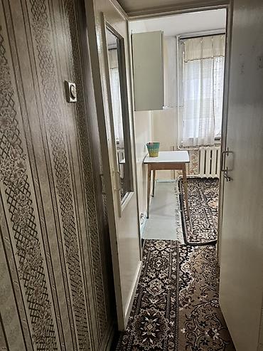 1 комната, 32 м², 10 мкр 104 серия, 2 этаж, Требуется ремонт