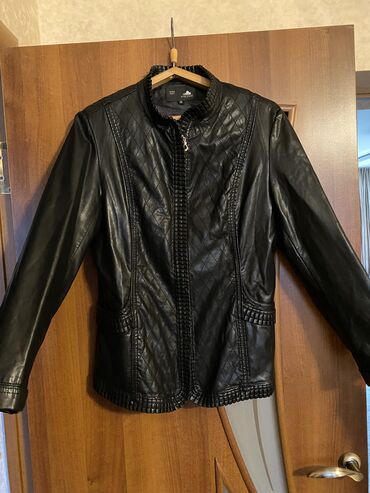 Куртки: Женская куртка 3XL (EU 46), цвет - Черный