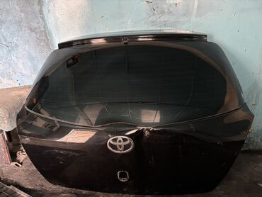 Крышки багажника и комплектующие: Крышка багажника Toyota, 2006 г., Б/у