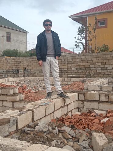 maştağada fəhlə işləri: Bənna tələb olunur, 1 ildən az təcrübə, Dəyişən növbəli, Gündəlik ödəniş