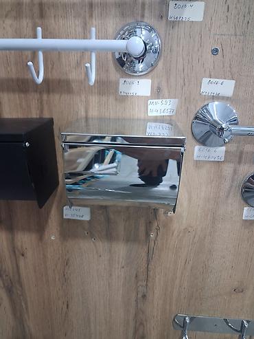 Divar tipli tualet kağızı dispenseri - Material: paslanmayan polad