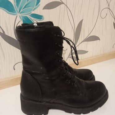 Botinka və botilyonlar: Обувь высшего качества размеры 37-38.Есть и новые и б/у из Италии и -da lalafo.az — 5 Botinka və botilyonlar: Обувь высшего качества размеры 37-38.Есть и новые и б/у из Италии и — 5