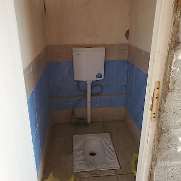 Продажа полдома: Продаётся дом можно под снос Основные характеристики: - Просторные — 8