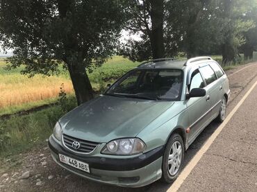 авто легковой: Toyota Corolla: 2002 г., Механика, Универсал
