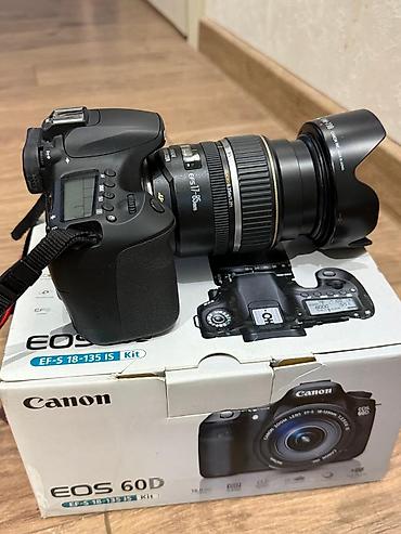 digital camera: Canon EOS 60D + объектив EF-S 17-85mm IS USM — 28 000 сом Продаю — 2