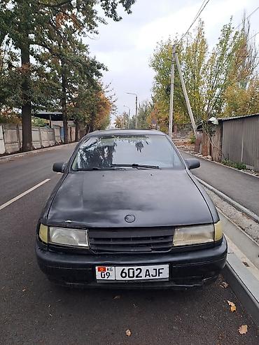 Opel: Opel Vectra: 1989 г., 1.6 л, Механика, Бензин, Седан — 2
