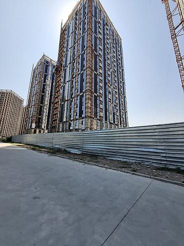 15: Строится, Элитка, 3 комнаты, 130 м² — 4