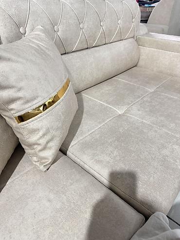 sofa: Требуется продавец-консультант. Обязанности: — консультирование — 1