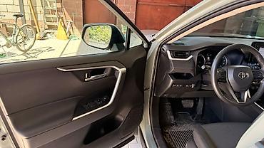 lync co: Toyota RAV4: 2022 г., Автомат, Бензин, Кроссовер — 7