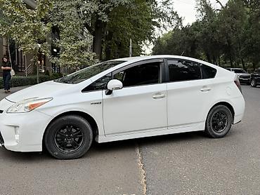 куплю тайота: Toyota Prius: 2013 г., 1.8 л, Вариатор, Гибрид, Хэтчбэк — 2