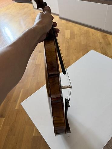 skripka 4 4: Məhsul: Klassik skripka (4/4 tam ölçü) Təsvir: - Korpus: Alovlu — 4