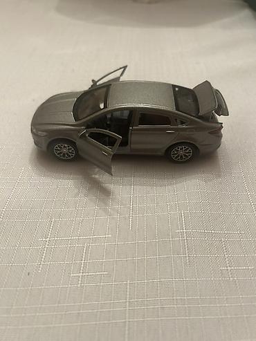 nerf satisi: Metal miniatur avtomobil modeli – Ford Mondeo sedan - Kolleksiya üçün — 3