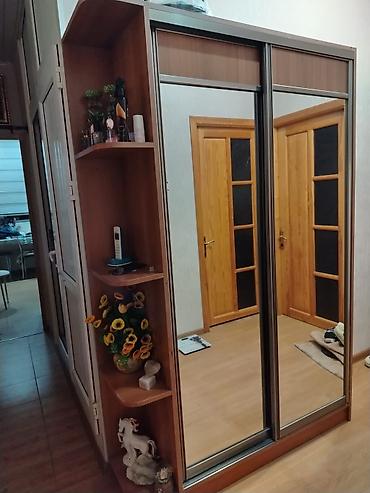 shifoner: Dəhliz dolabı 100azn. Hündürlük 2,05, en 1,35, dərinlik 40 sm. Unvan — 1